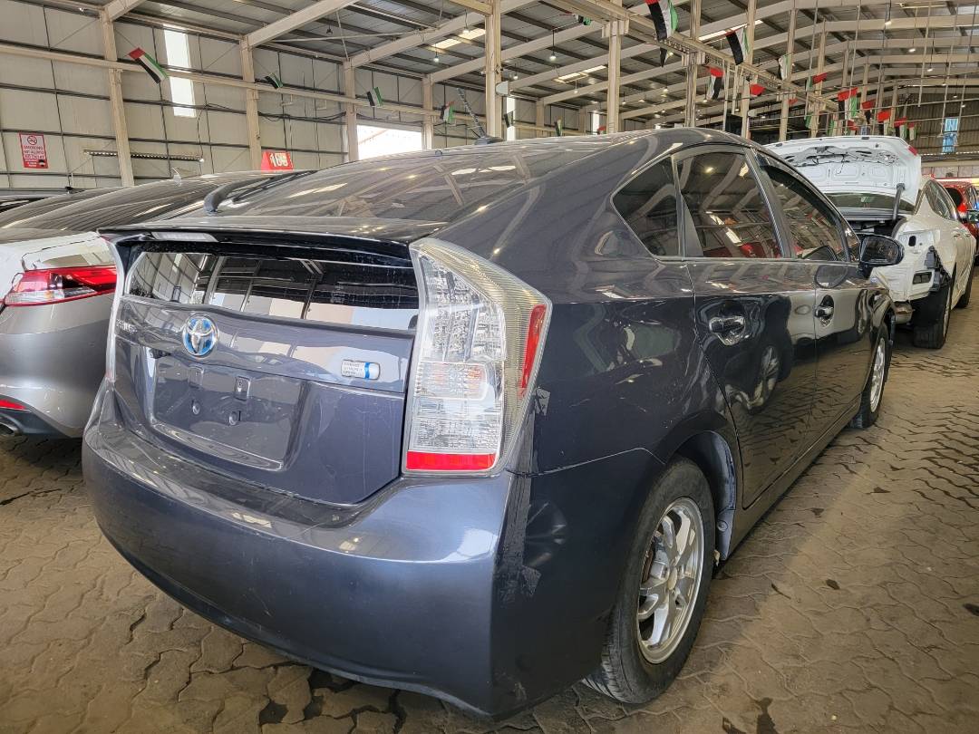 2011 TOYOTA PRIUS — 192354 Miles — Lot 0290395 — Main - Marhaba Auctions Used Cars - Image 3
