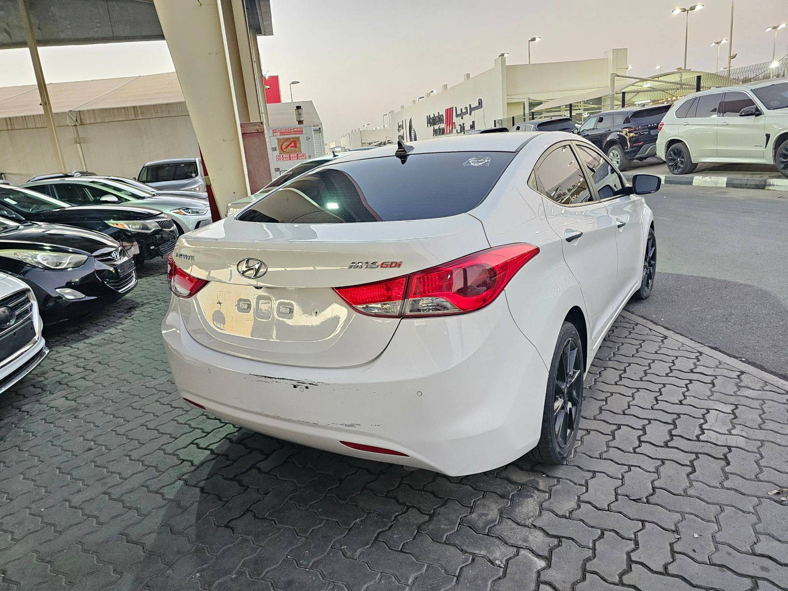 2012 HYUNDAI AVANTE — 112759 KM — Lot U579596 — Souq - Marhaba Auctions Used Cars - Image 4