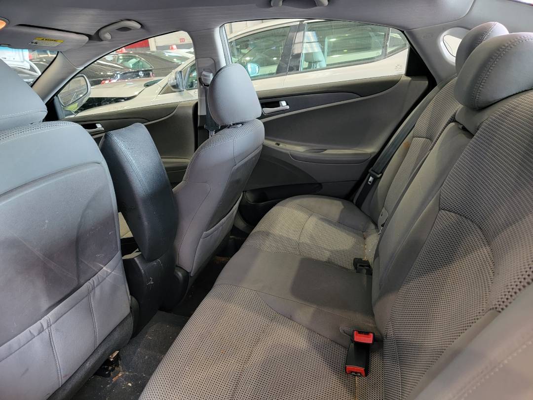 2011 HYUNDAI SONATA — 210630 Miles — Lot 37629262 - Marhaba Auctions Used Cars - Image 5