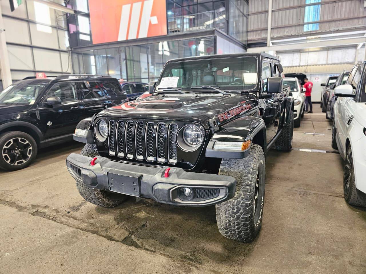 2020 JEEP GLADIATOR — 75667 KM — Lot 146002 — Main - Marhaba Auctions Used Cars - Image 4