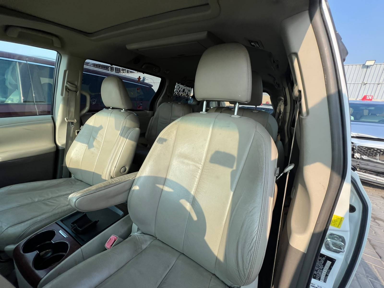 2011 TOYOTA SIENNA — 167219 Miles — Lot 43787692 — Main - Marhaba Auctions Used Cars - Image 9