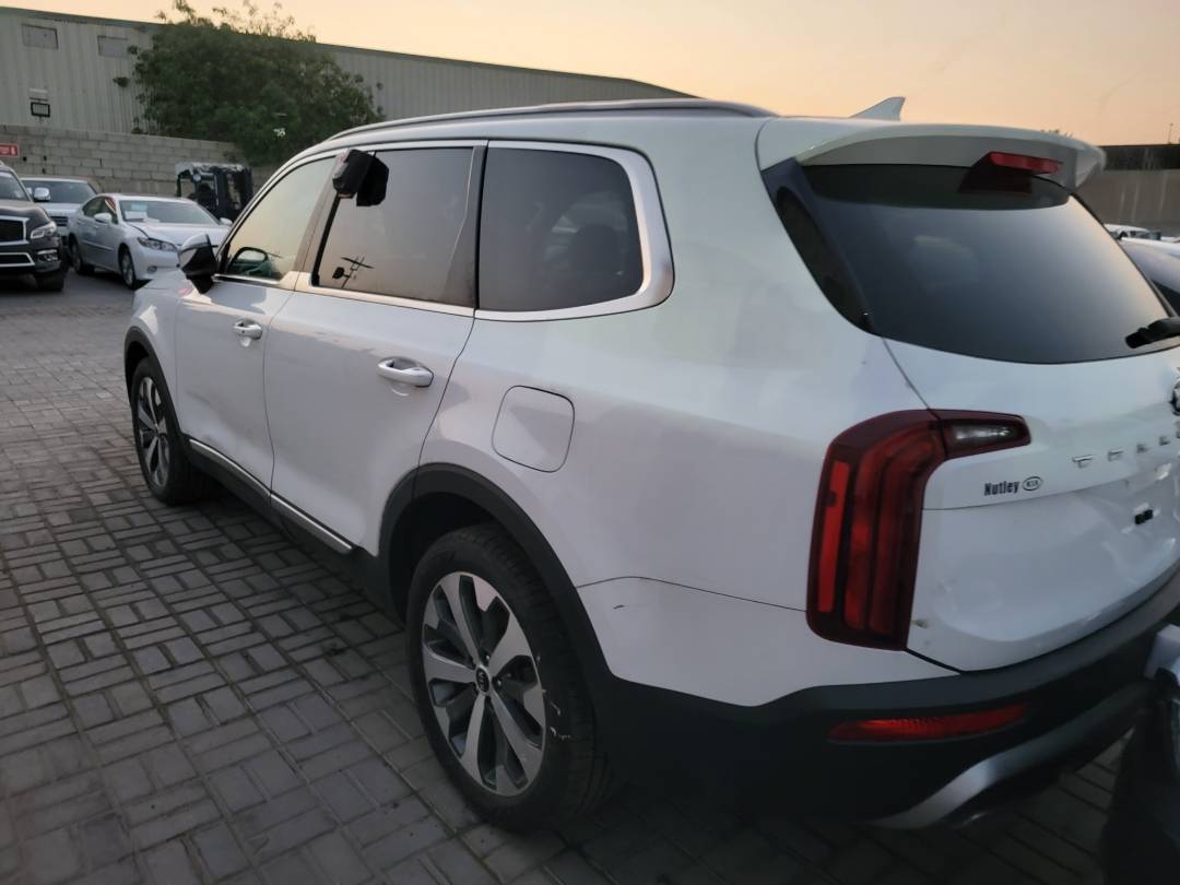2020 KIA TELLURIDE — 44767 Miles — Lot 47958414 — Souq - Marhaba Auctions Used Cars - Image 5
