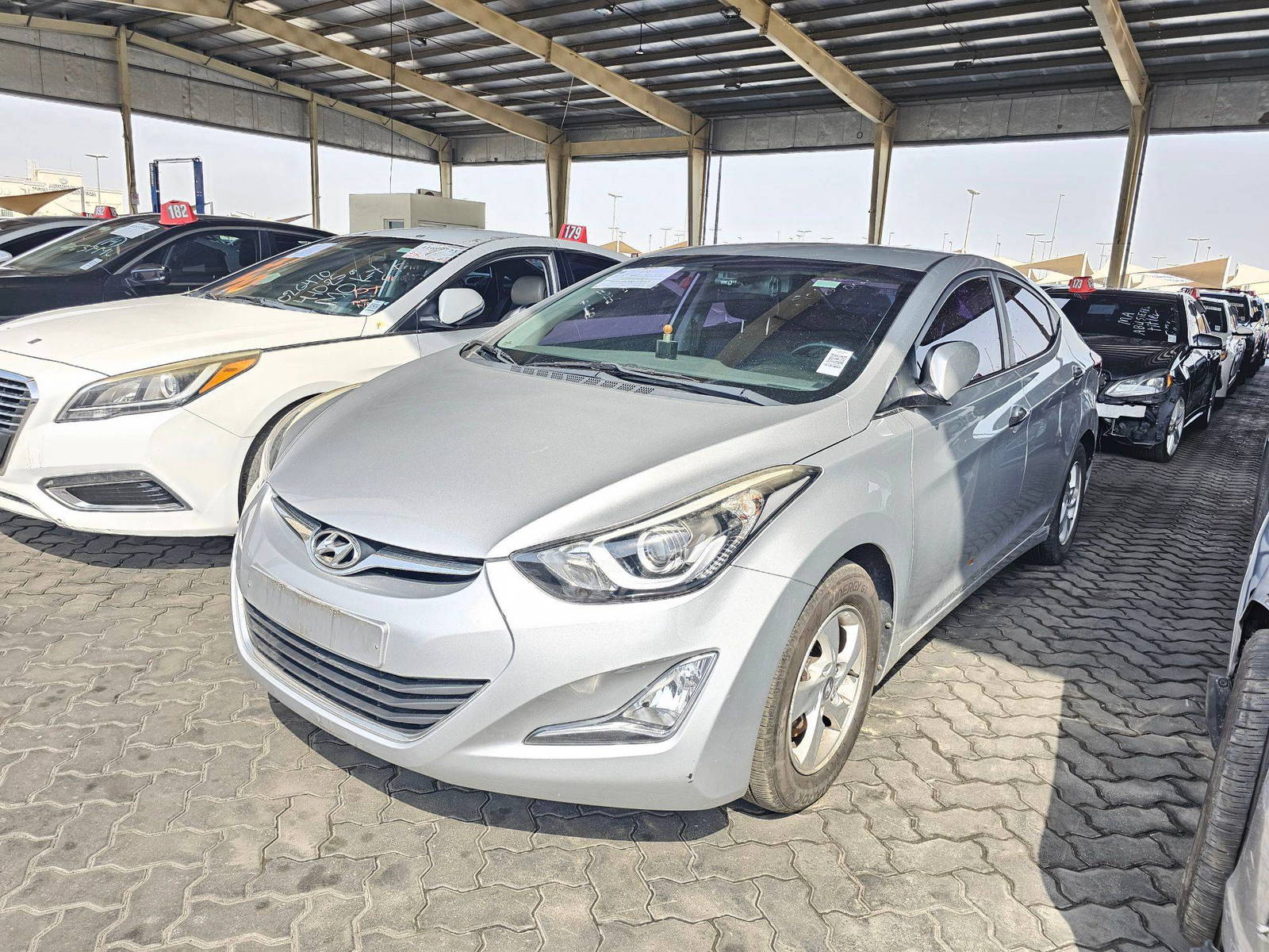 2014 HYUNDAI AVANTE — 132441 KM — Lot 024332 — Souq - Marhaba Auctions Used Cars - Image 5