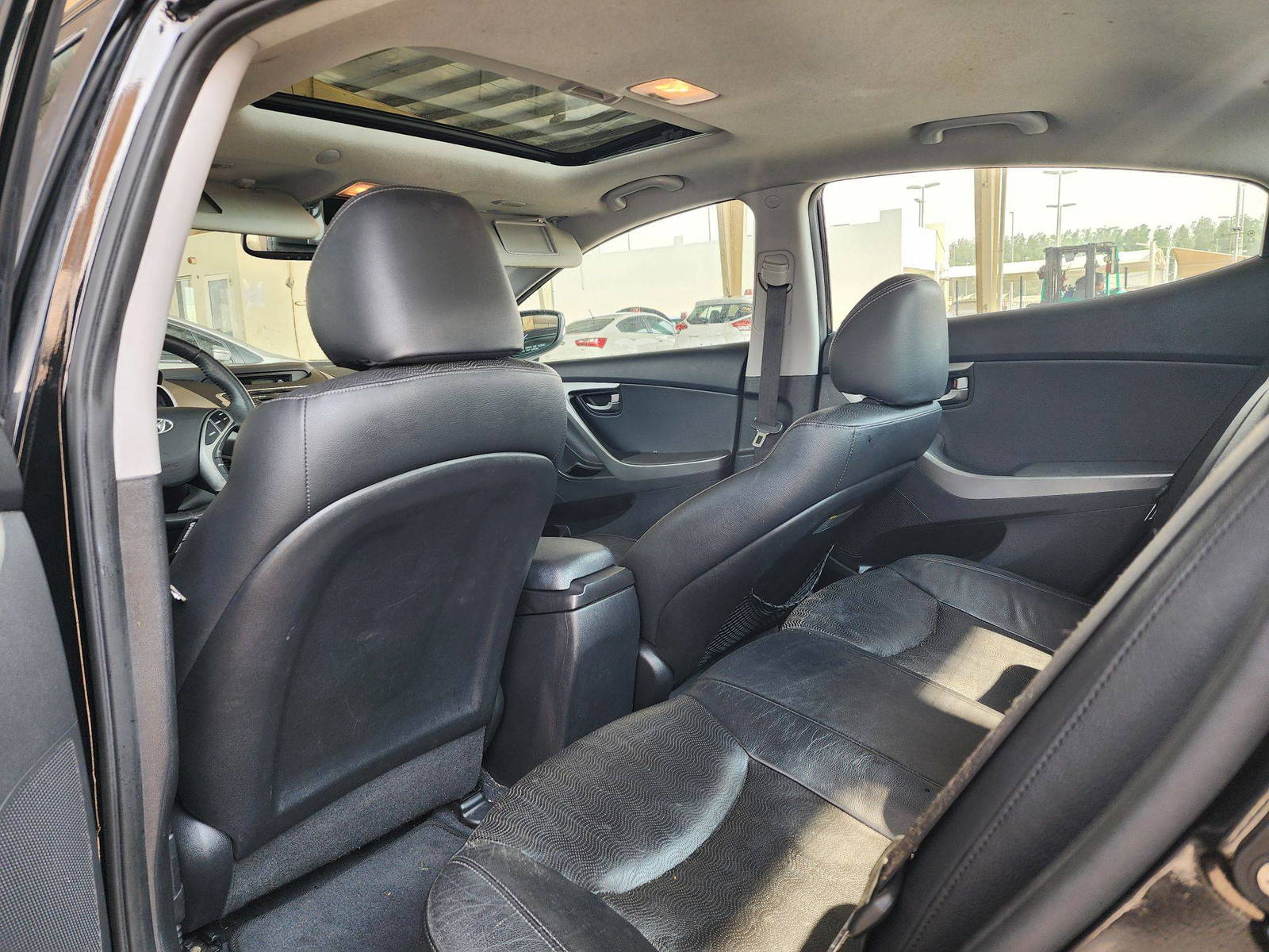 2013 HYUNDAI ELANTRA — 201624 Miles — Lot 9DU556832 — Souq - Marhaba Auctions Used Cars - Image 6