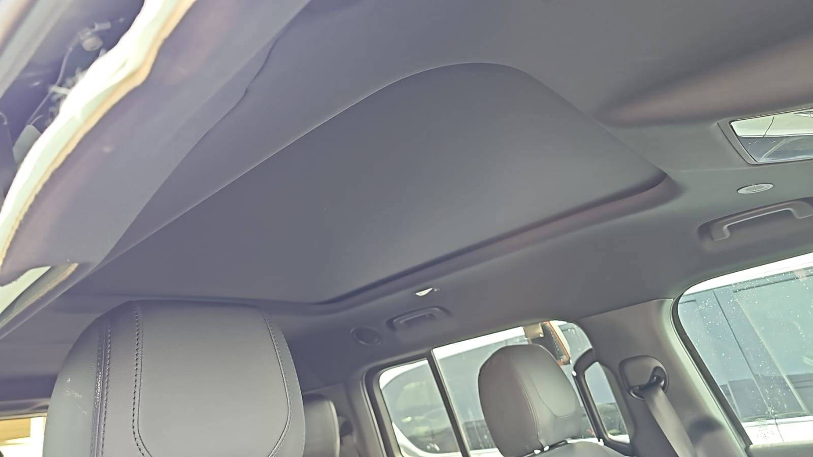 LAND ROVER DEFENDER 130 X DYNAMIC SE 2023 - Marhaba Auction Used Cars - Image 7