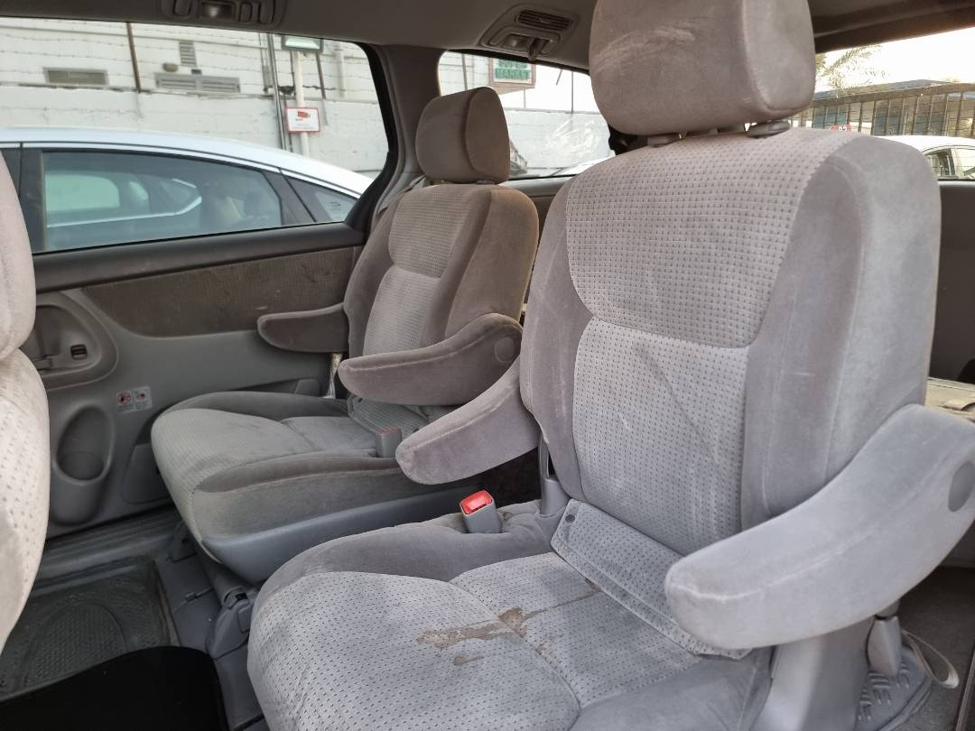 2007 TOYOTA SIENNA — 228399 Miles — Lot 45280834 — Ind. 12 - Marhaba Auctions Used Cars - Image 7