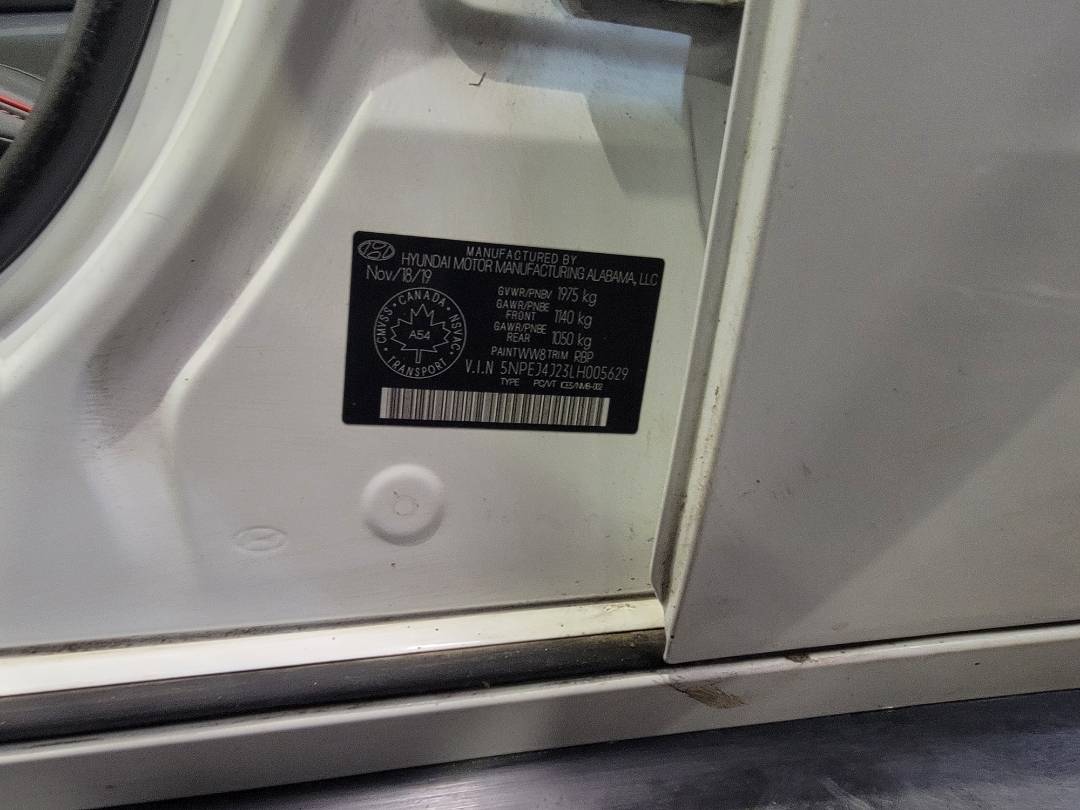 HYUNDAI SONATA 2020 - Marhaba Auction Used Cars - Image 9