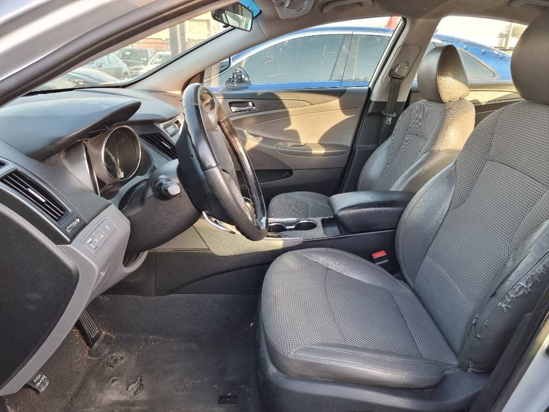 2011 HYUNDAI SONATA — 213328 Miles — Lot 215487 — Ind. 12 - Marhaba Auctions Used Cars - Image 6