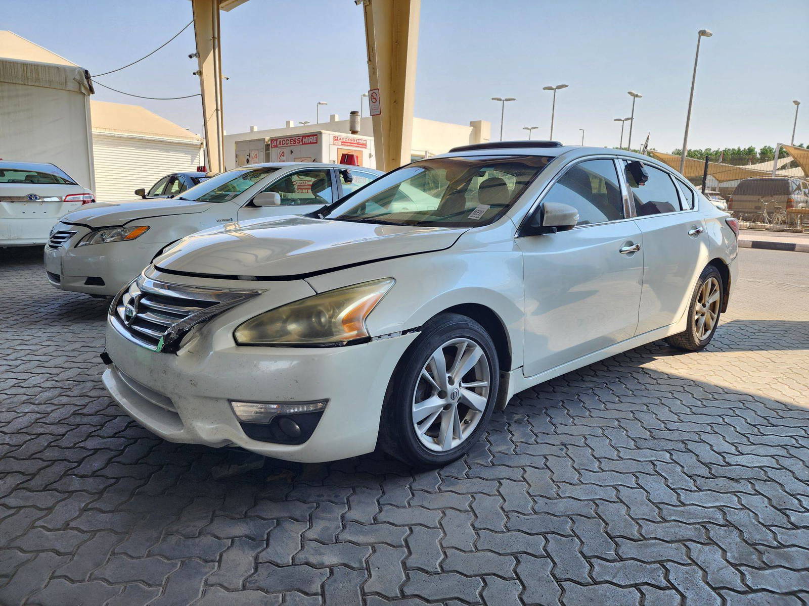 2015 NISSAN ALTIMA — 173542 Miles — Lot 39846511 — Souq - Marhaba Auctions Used Cars - Image 4
