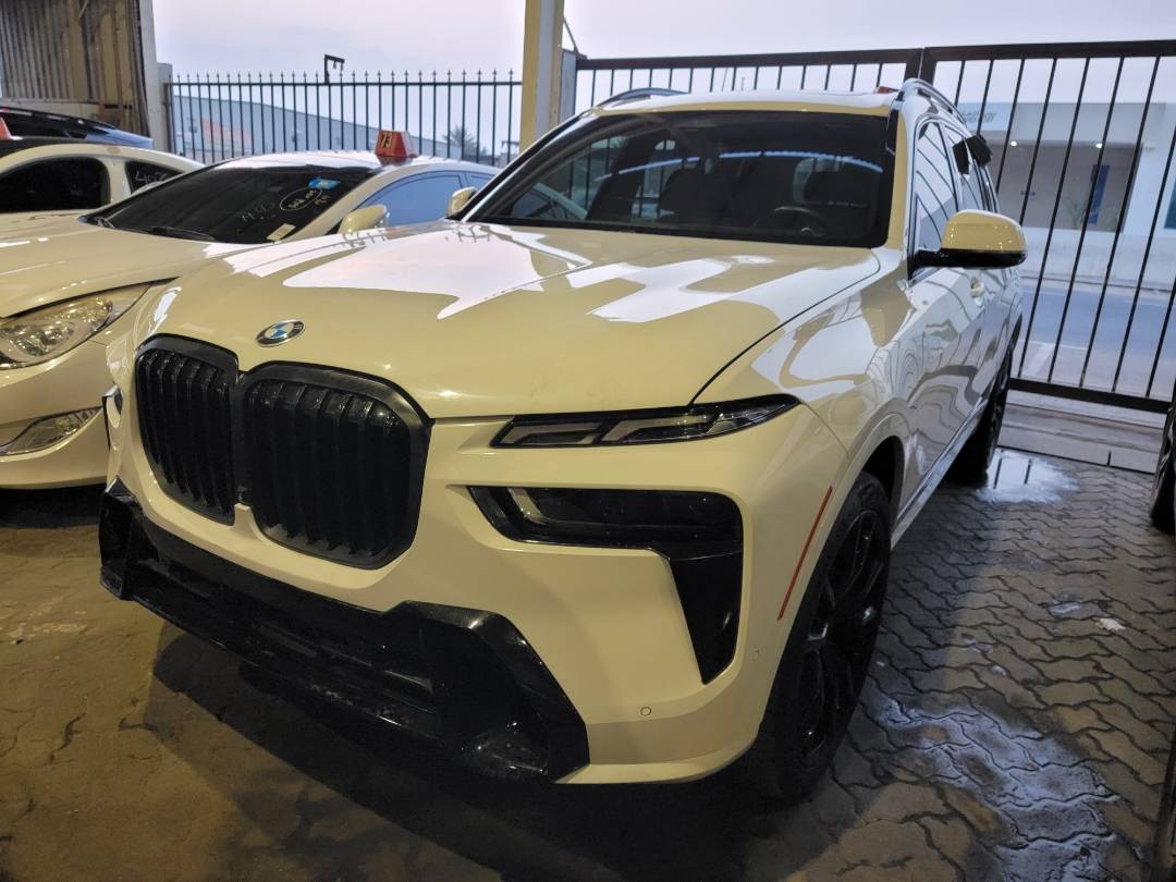 2023 BMW X7 XDRIVE40I — 13519 Miles — Lot 8P9P91373 — Main - Marhaba Auctions Used Cars - Image 5