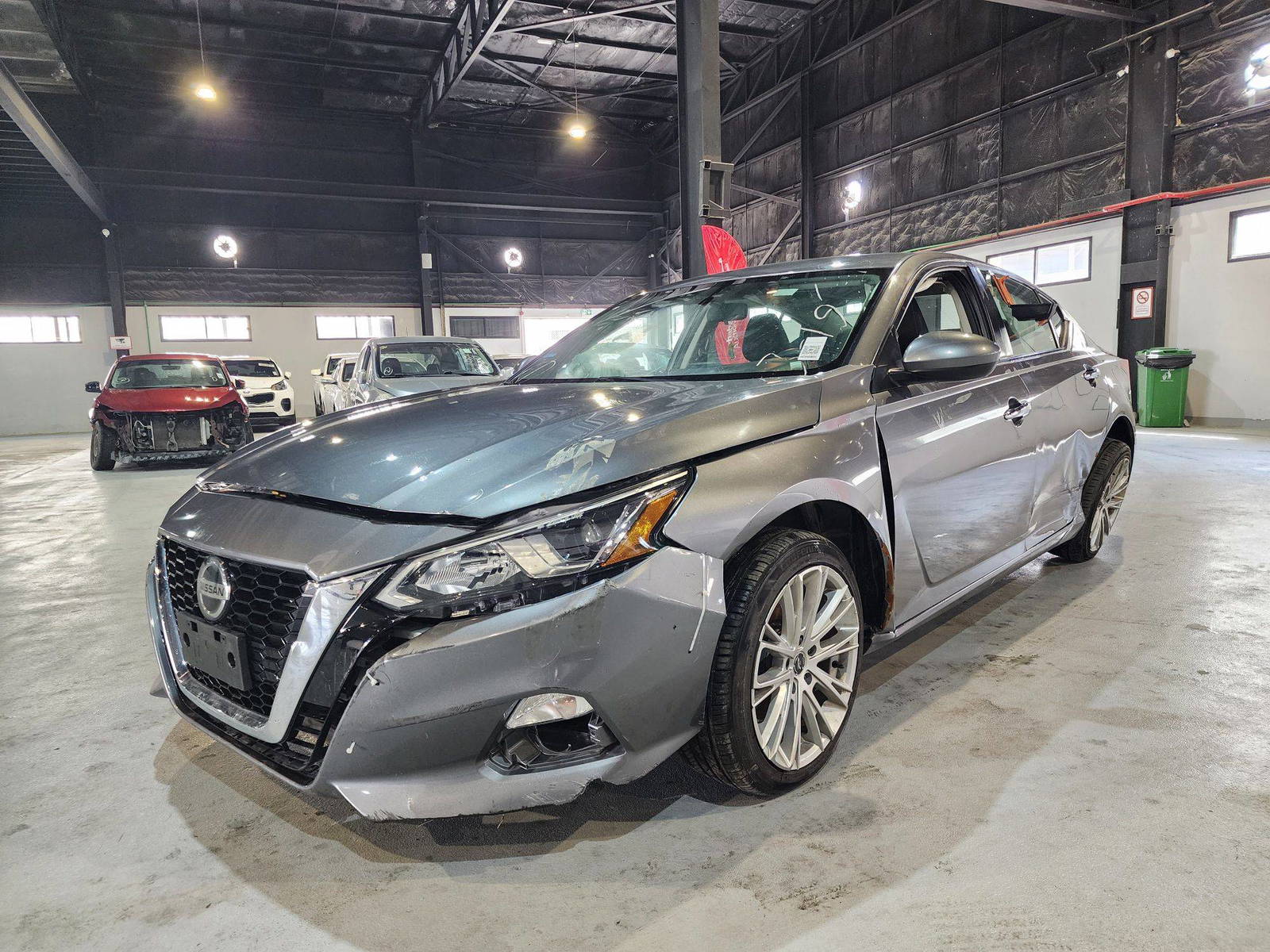 2019 NISSAN ALTIMA — 71758 Miles — Lot 47397524 — Ind. 12 - Marhaba Auctions Used Cars - Image 4