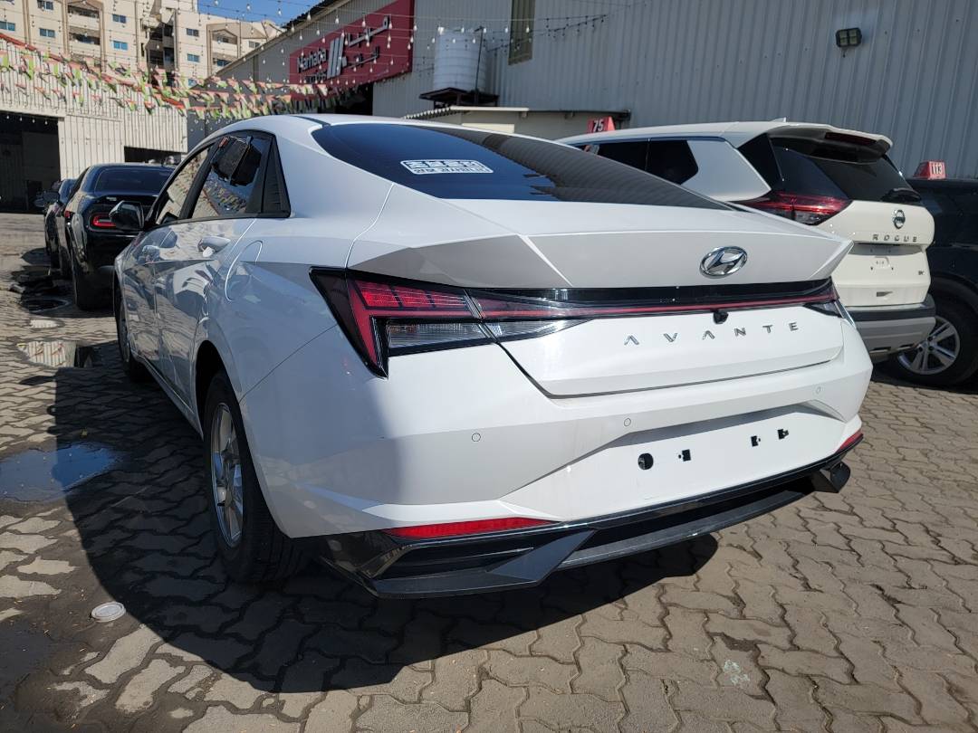 2021 HYUNDAI AVANTE — 95505 KM — Lot 191125 — Souq - Marhaba Auctions Used Cars - Image 3