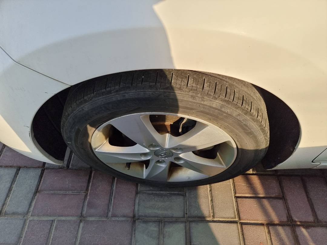 2011 HYUNDAI AVANTE — 242924 KM — Lot 082515 — Main - Marhaba Auctions Used Cars - Image 10