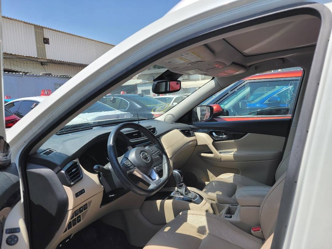 2017 NISSAN ROGUE — 81215 Miles — Lot 7HW380091 — Main - Marhaba Auctions Used Cars - Image 6