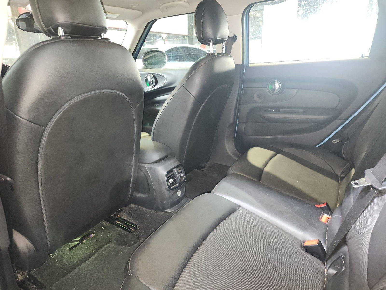 MINI COOPER CLUBMAN 2017 - Marhaba Auction Used Cars - Image 7