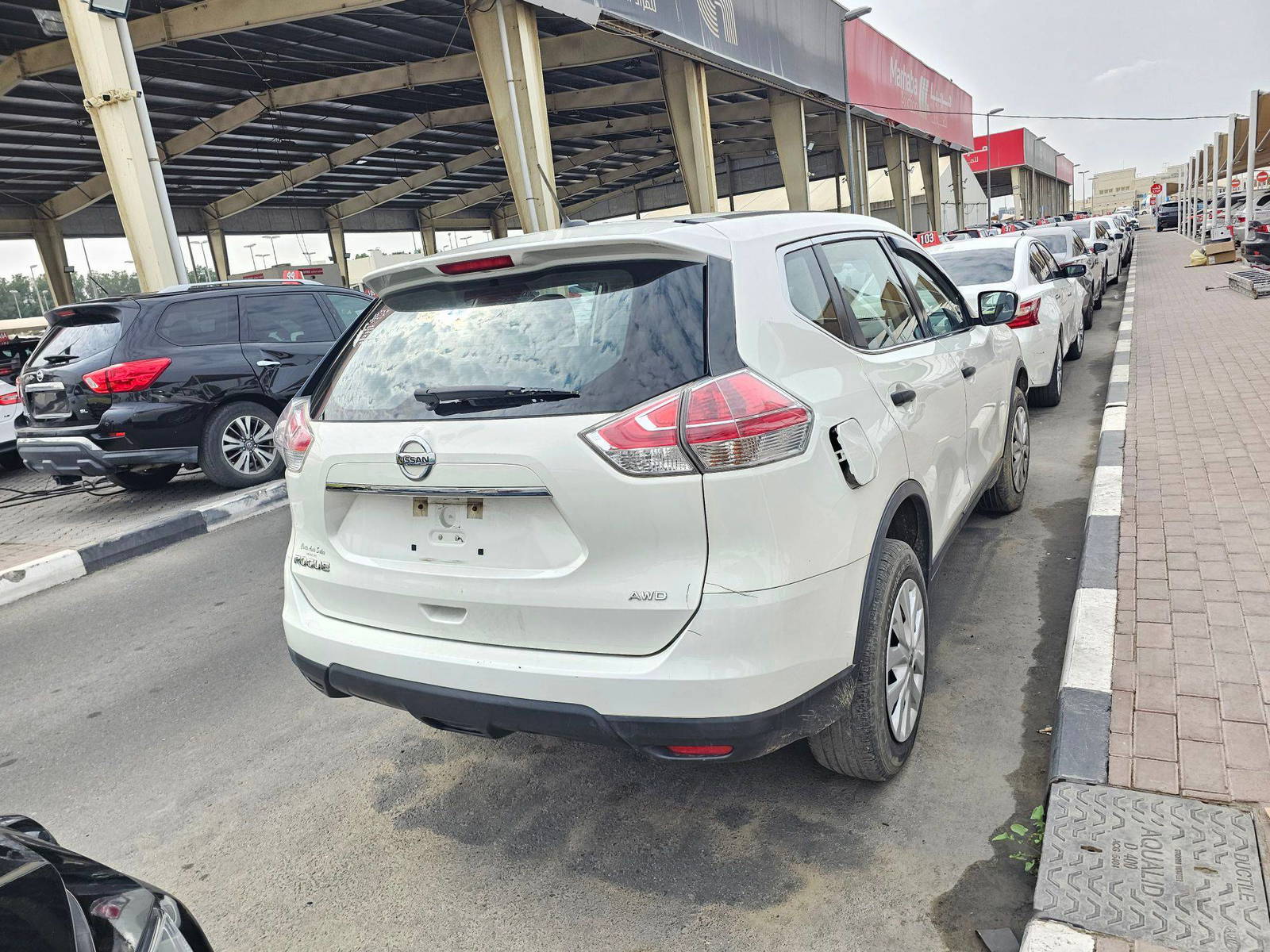 2016 NISSAN ROGUE — 183961 Miles — Lot 137145 — Souq - Marhaba Auctions Used Cars - Image 3
