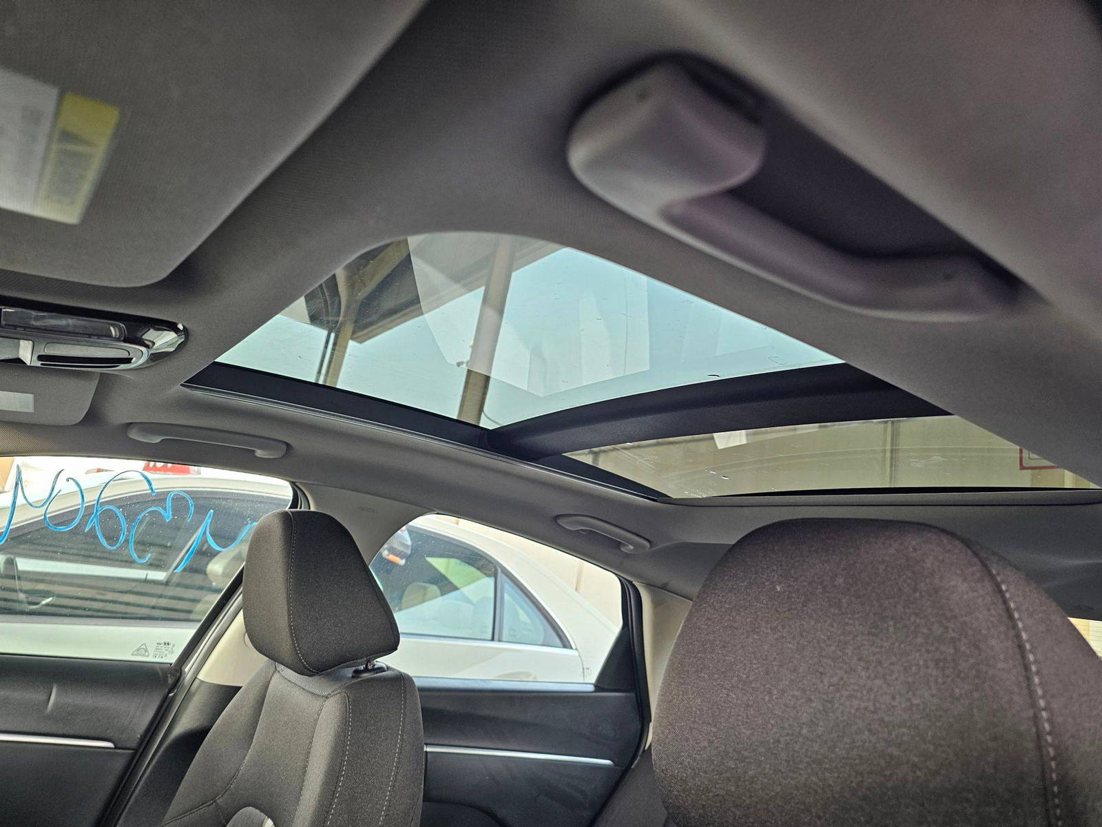 HYUNDAI SONATA 2021 - Marhaba Auction Used Cars - Image 9