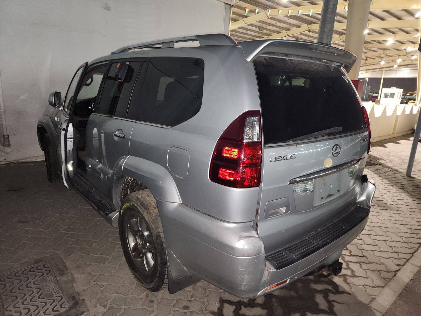 2008 LEXUS GX 470 — 287824 Miles — Lot 72527213 - Marhaba Auctions Used Cars - Image 3