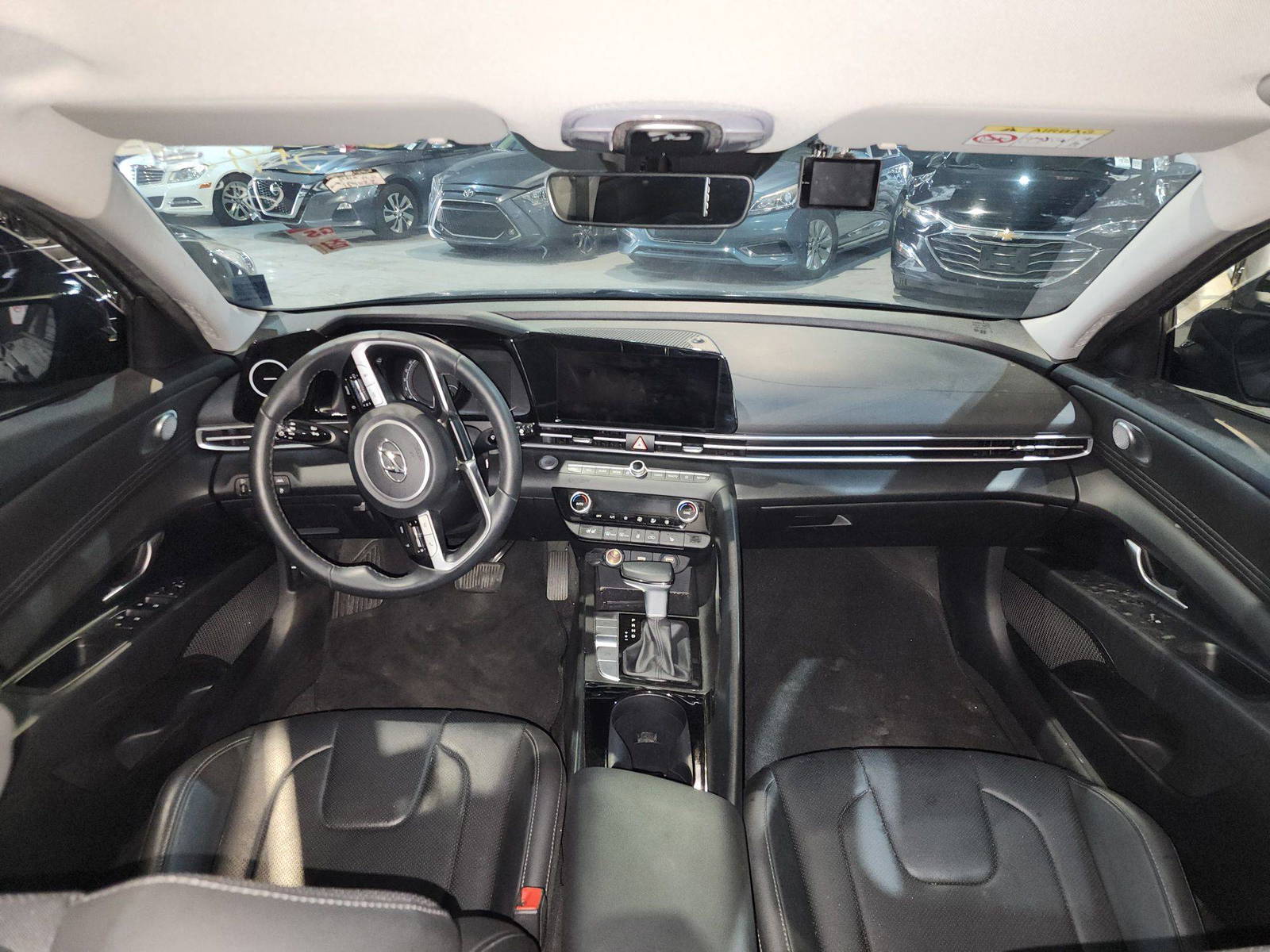 2021 HYUNDAI AVANTE — 154022 KM — Lot 012717 — Souq - Marhaba Auctions Used Cars - Image 8