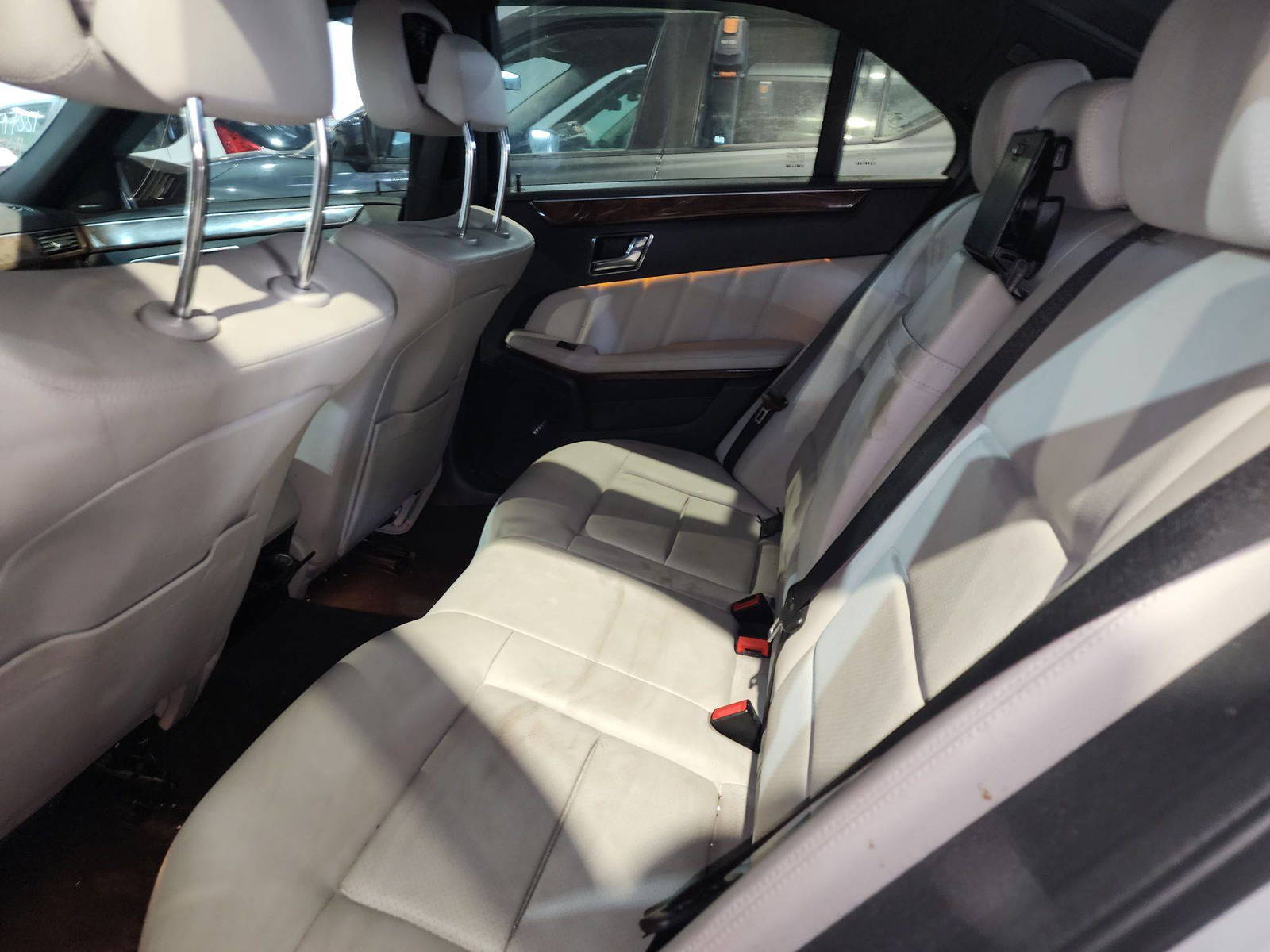 2011 MERCEDES BENZ E 350 — 159435 Miles — Lot 55656324 — Al Quoz - Marhaba Auctions Used Cars - Image 6