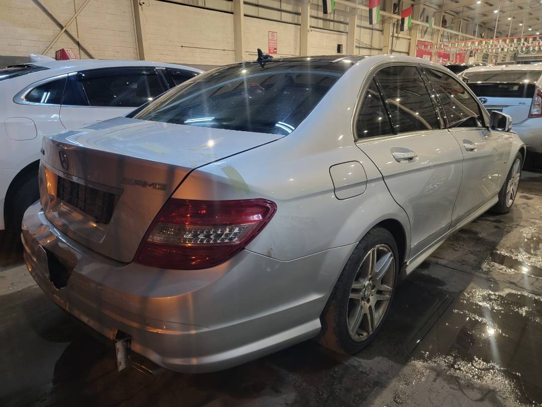 2010 MERCEDES BENZ C-250 — 212281 KM — Lot 387879 — Main - Marhaba Auctions Used Cars - Image 4