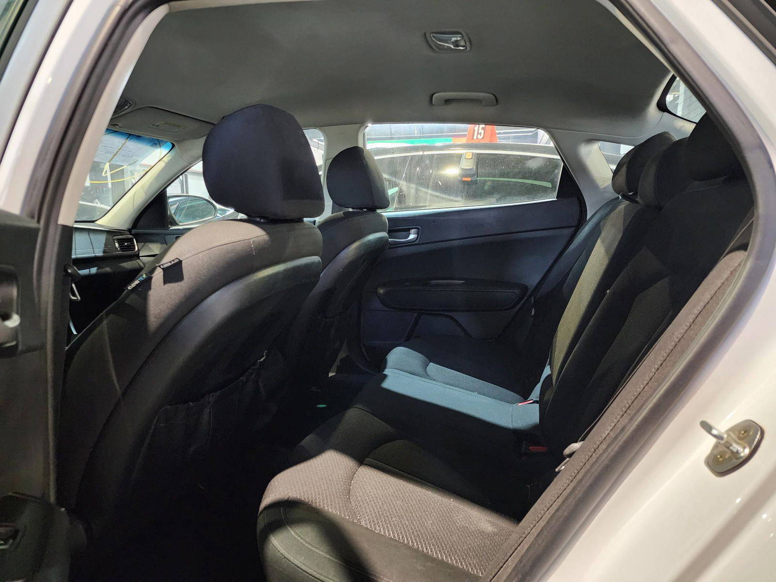 2017 KIA OPTIMA — 173369 Miles — Lot 42984145 — Al Quoz - Marhaba Auctions Used Cars - Image 7