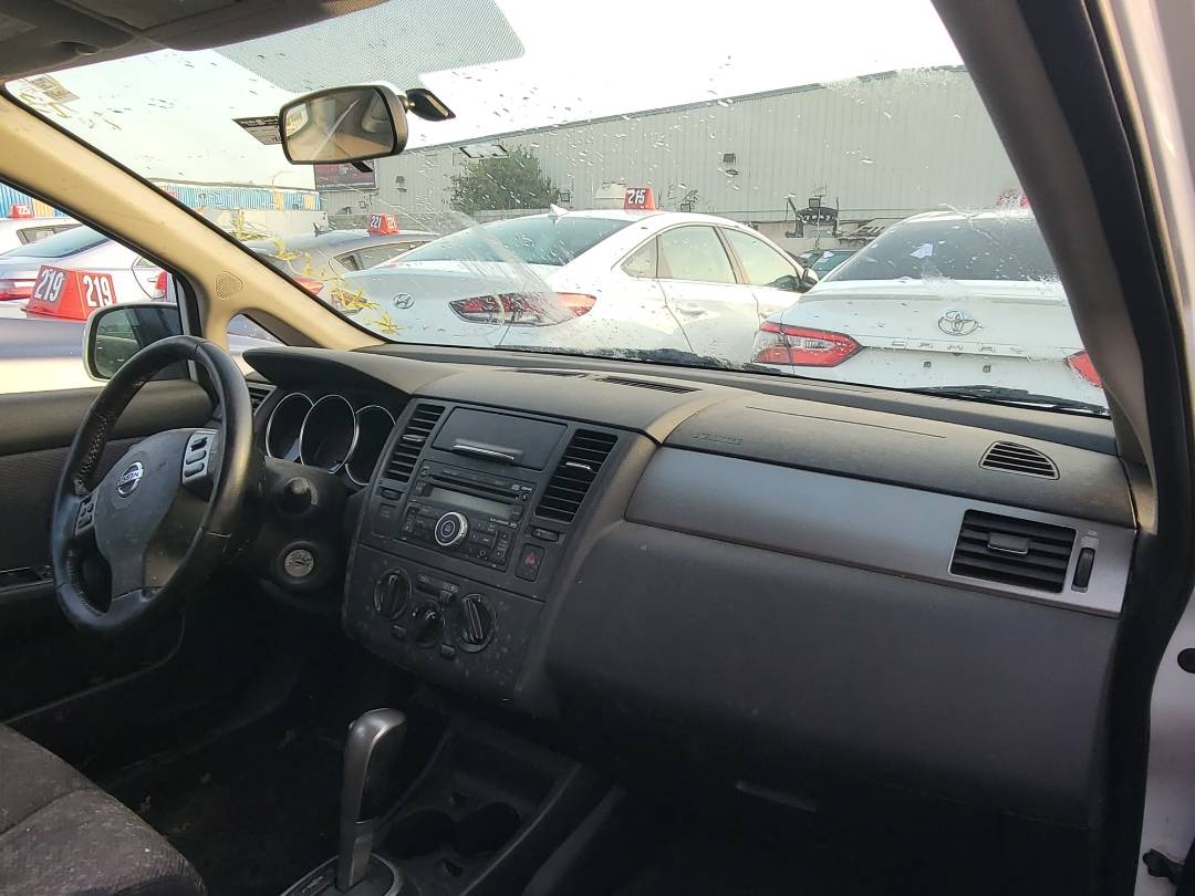2007 NISSAN VERSA — 186128 KM — Lot 00679 - Marhaba Auctions Used Cars - Image 5