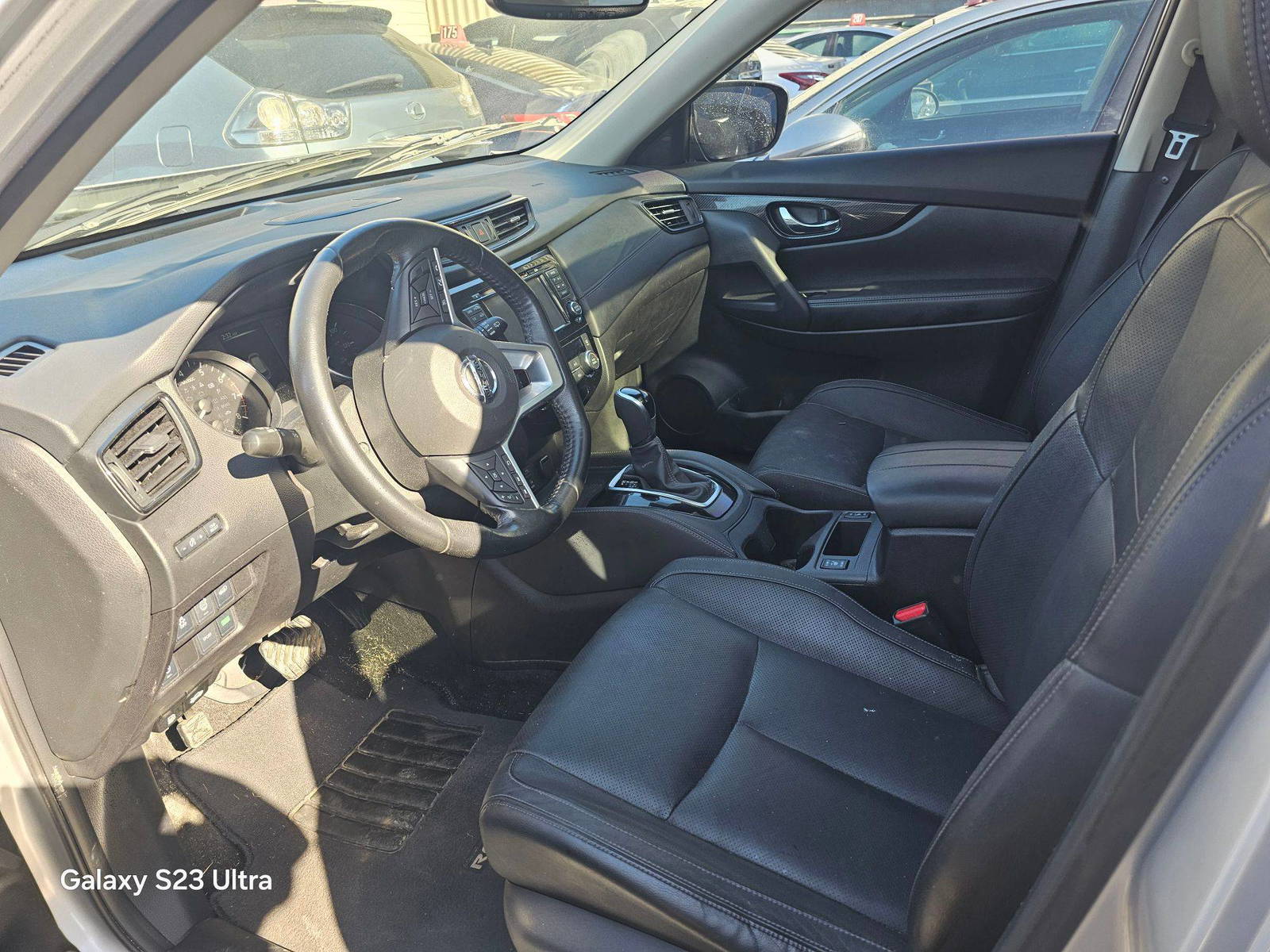 2017 NISSAN ROGUE — 86508 Miles — Lot W408125 — Main - Marhaba Auctions Used Cars - Image 9