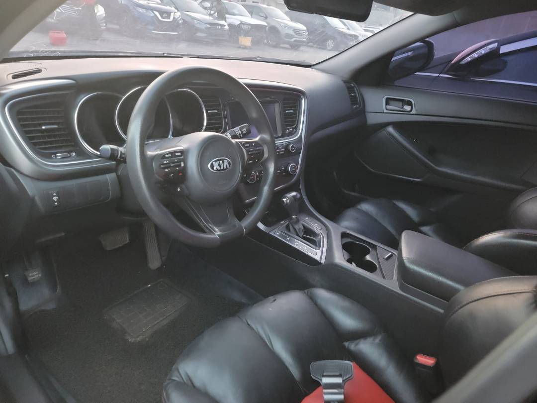 2014 KIA K5 — 75265 KM — Lot 438587 — Main - Marhaba Auctions Used Cars - Image 8