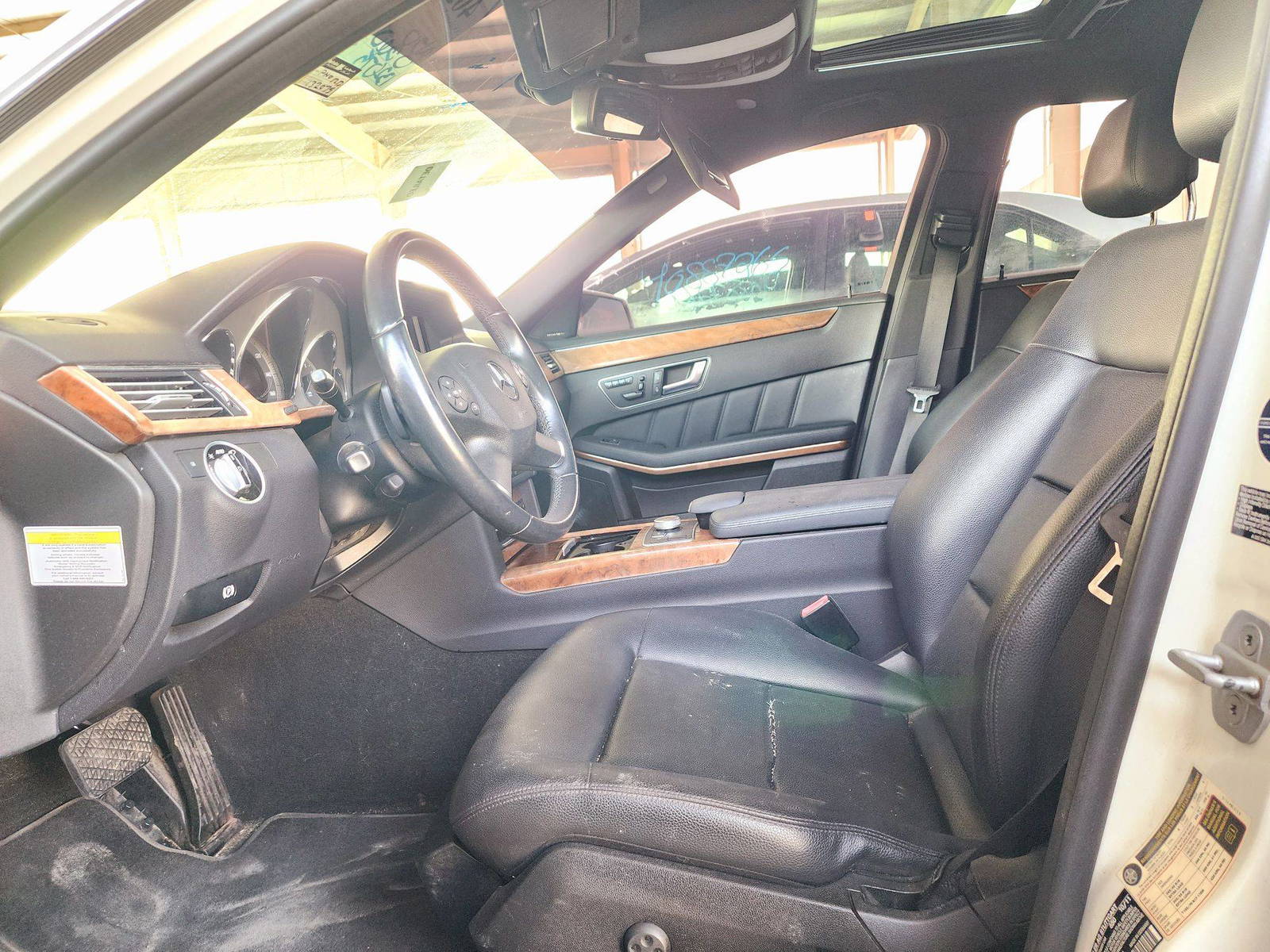 2012 MERCEDES BENZ E 350 — 132075 Miles — Lot 5KB2CA551564 — Souq - Marhaba Auctions Used Cars - Image 9