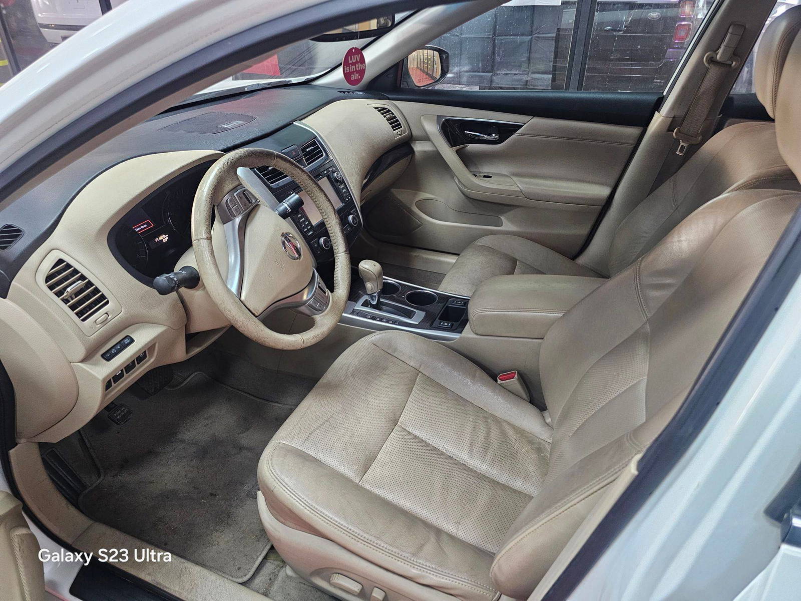2014 NISSAN ALTIMA — 171809 Miles — Lot 42947660 — Main - Marhaba Auctions Used Cars - Image 7