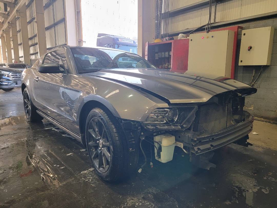 2014 FORD MUSTANG — 77768 Miles — Lot 5217171 — Main - Marhaba Auctions Used Cars - Image 4