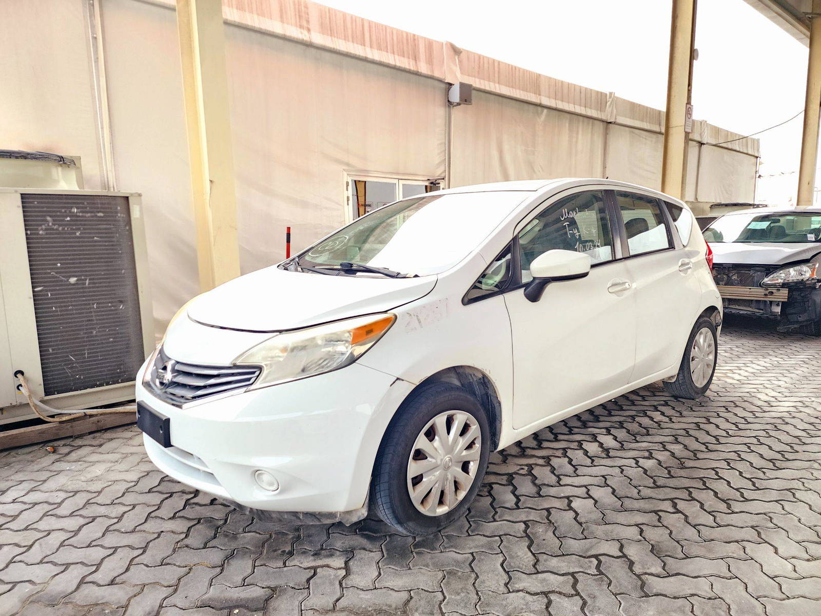 2015 NISSAN VERSA NOTE — 154550 Miles — Lot 69110014 — Souq - Marhaba Auctions Used Cars - Image 5