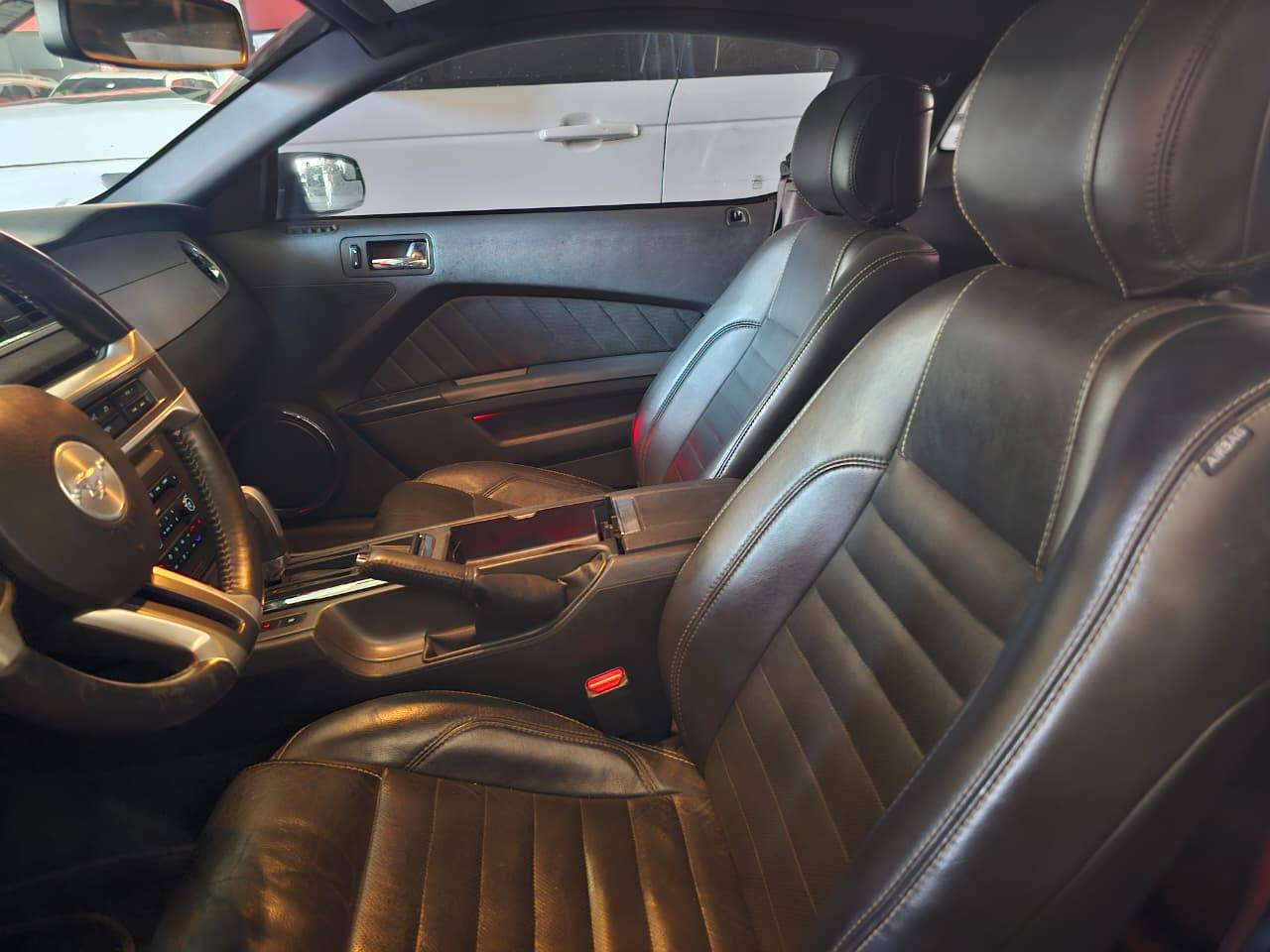 2014 FORD MUSTANG — 161242 KM — Lot OE5288615 — Main - Marhaba Auctions Used Cars - Image 7