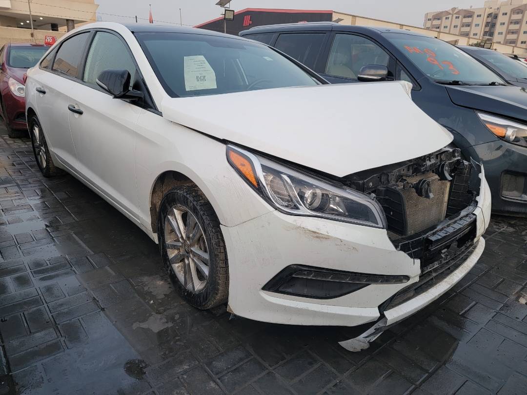 2017 HYUNDAI SONATA — 162718 KM — Lot 35425 — Souq - Marhaba Auctions Used Cars - Image 6