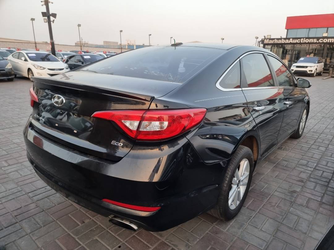 2015 HYUNDAI SONATA — 198782 Miles — Lot 5013322 — Ind. 12 - Marhaba Auctions Used Cars - Image 4