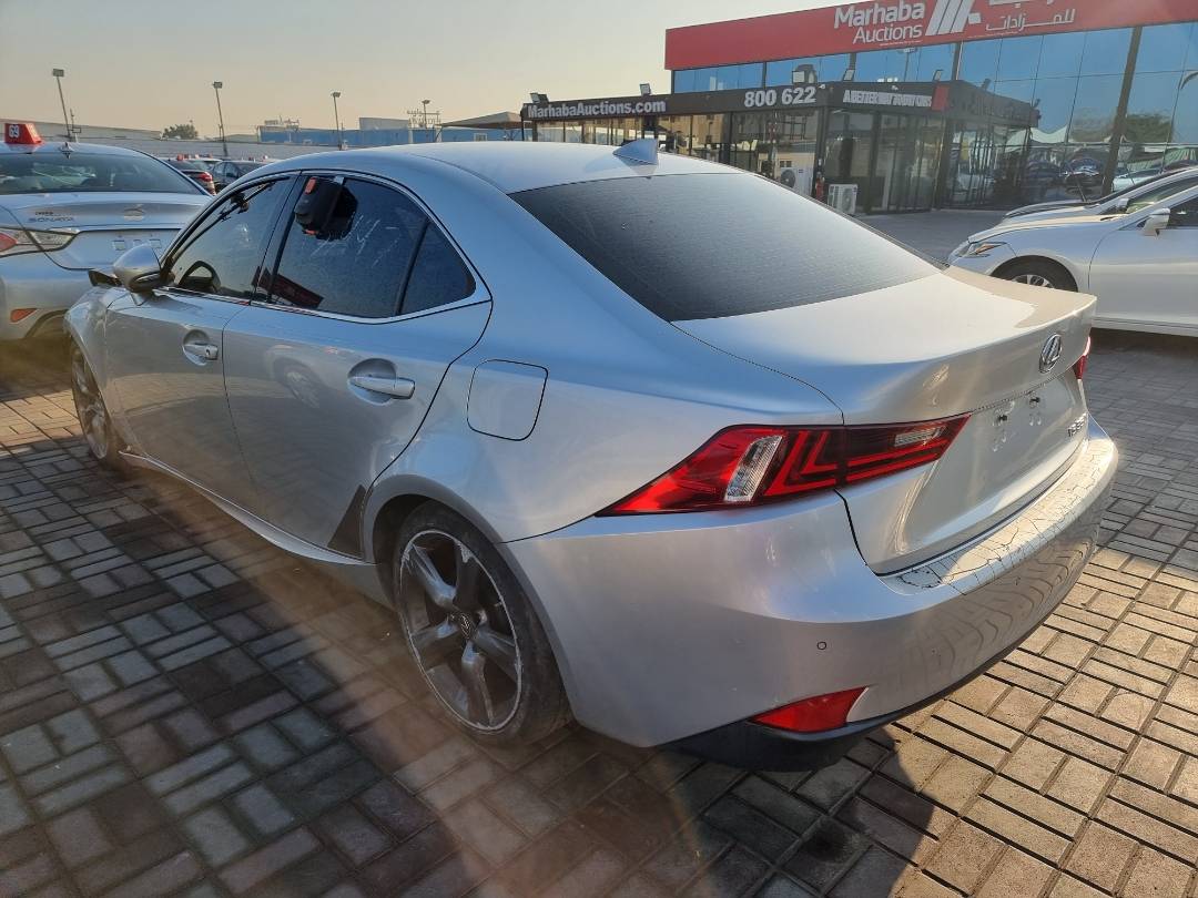 2014 LEXUS IS-350 — 143447 Miles — Lot 125478 — Ind. 12 - Marhaba Auctions Used Cars - Image 5