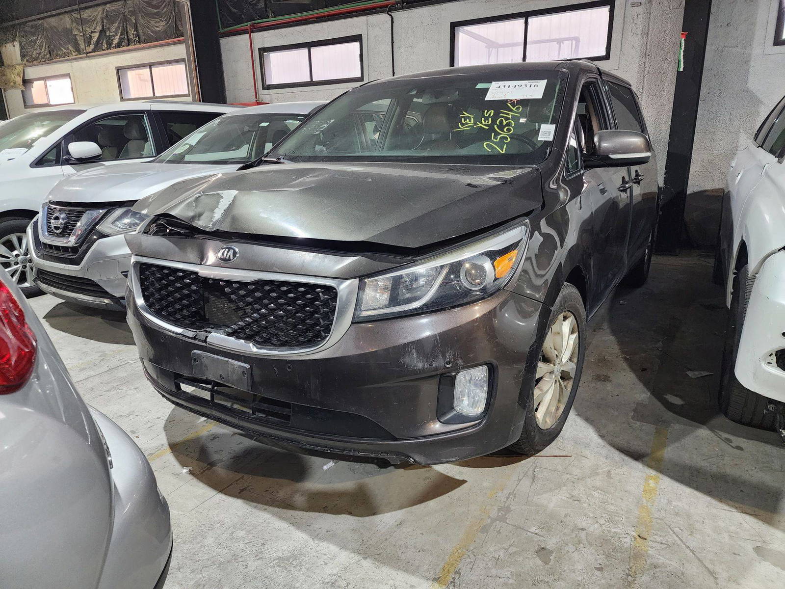 2017 KIA SEDONA — 165958 Miles — Lot C15H6256346 — Souq - Marhaba Auctions Used Cars - Image 3