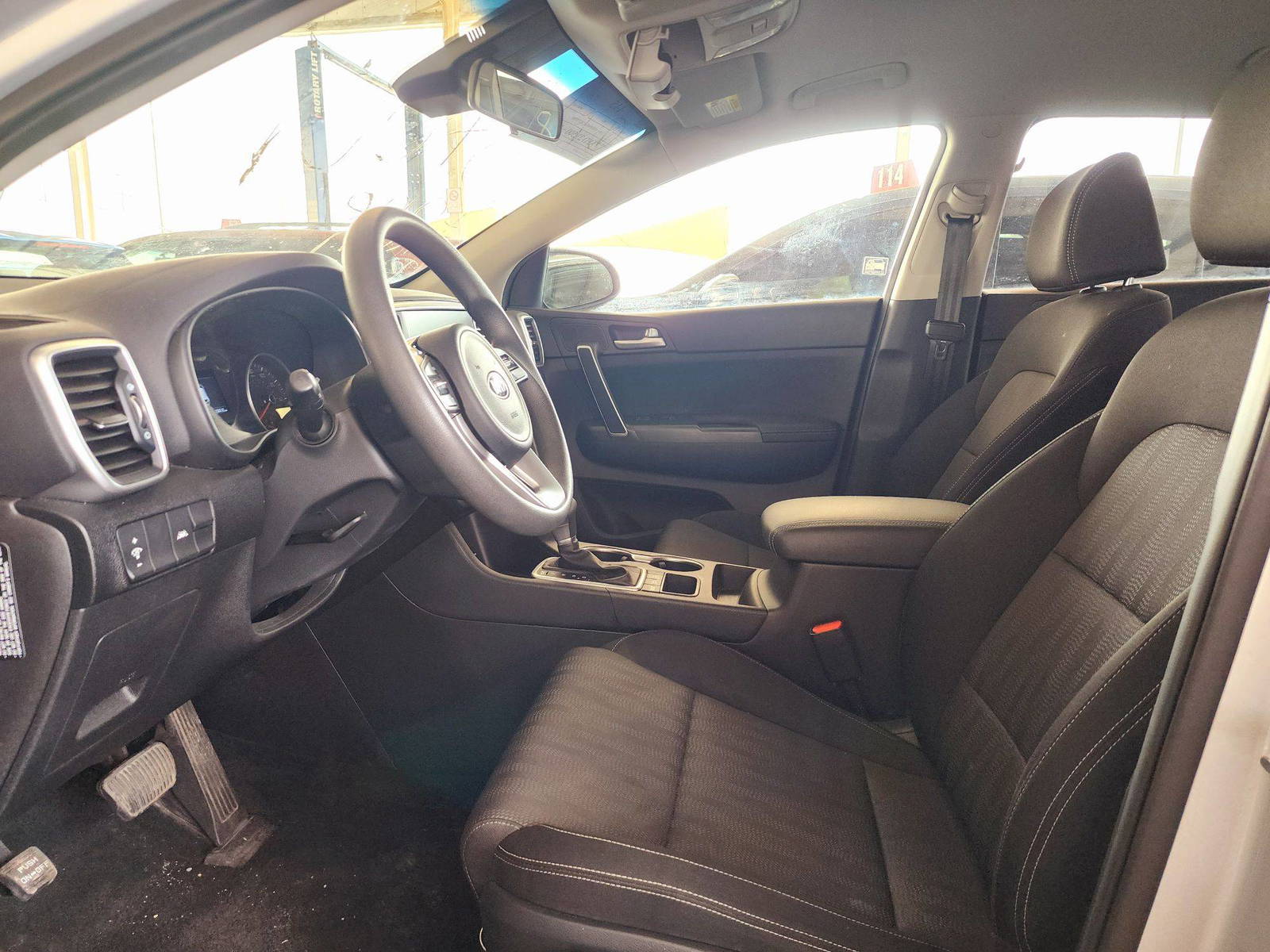 2020 KIA SPORTAGE — 19415 Miles — Lot ACXL7787001 — Souq - Marhaba Auctions Used Cars - Image 7