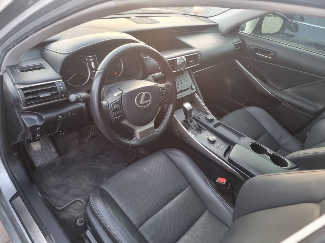 LEXUS IS 300 2019 - Marhaba Auction Used Cars - Image 7