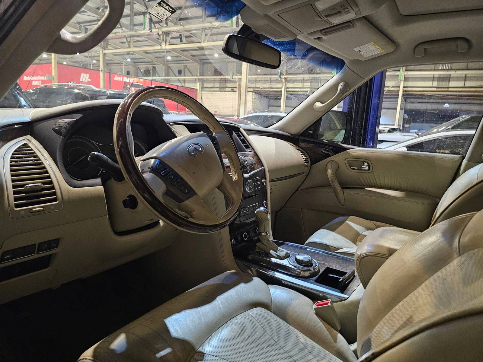 INFINITI QX80 2014 - Marhaba Auction Used Cars - Image 8