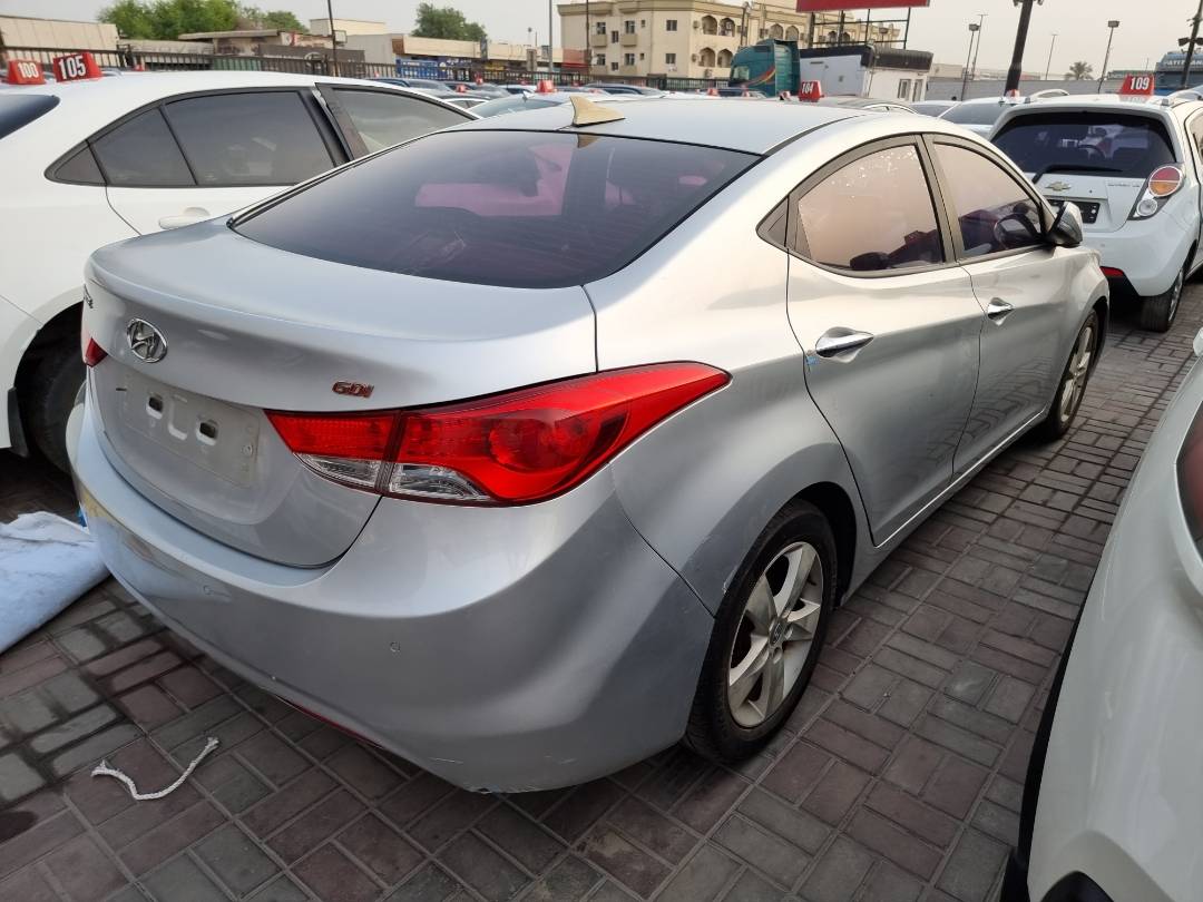 2013 HYUNDAI AVANTE — 132747 KM — Lot 815406 — Ind. 12 - Marhaba Auctions Used Cars - Image 4