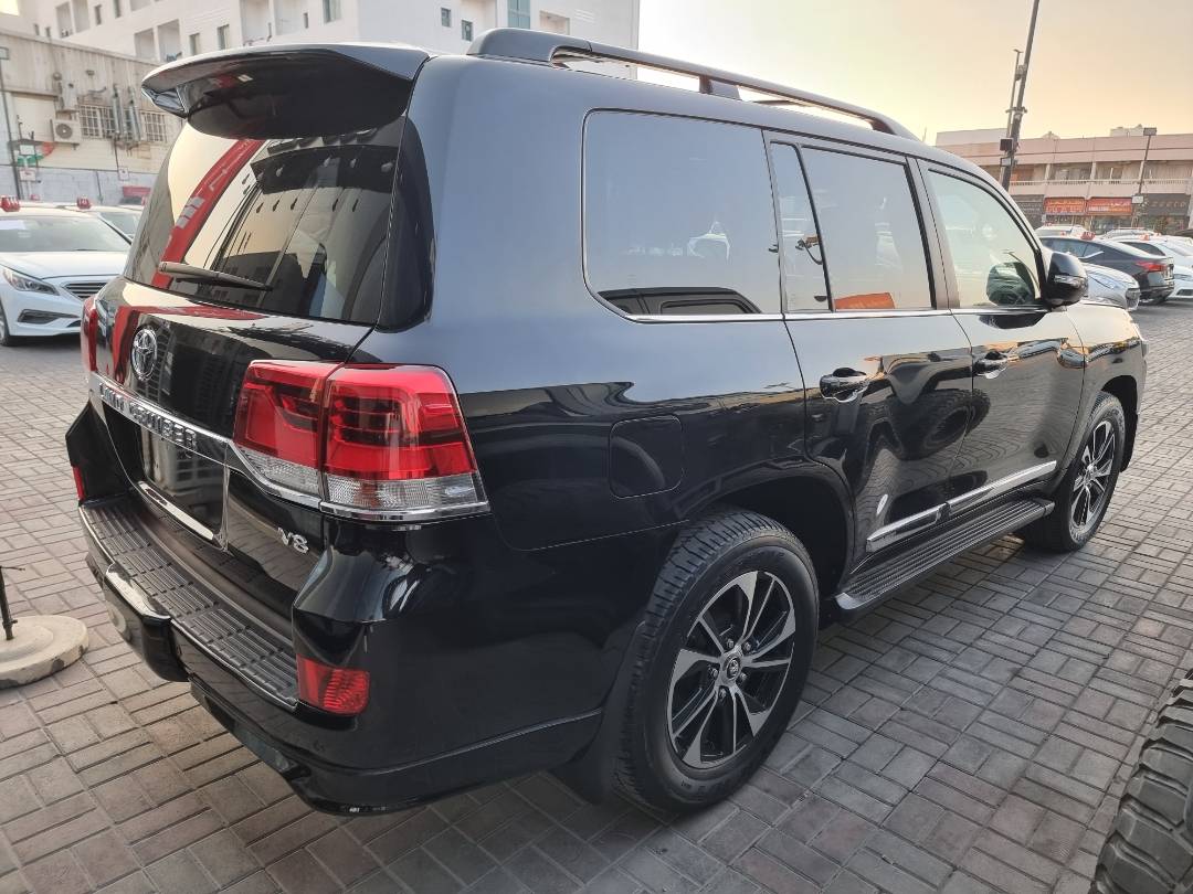 TOYOTA LAND CRUISER 2019 - Marhaba Auction Used Cars - Image 4
