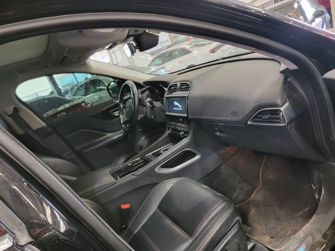 2020 JAGUAR F-PACE PRESTIGE — 78624 Miles — Lot A625642 — Main - Marhaba Auctions Used Cars - Image 5