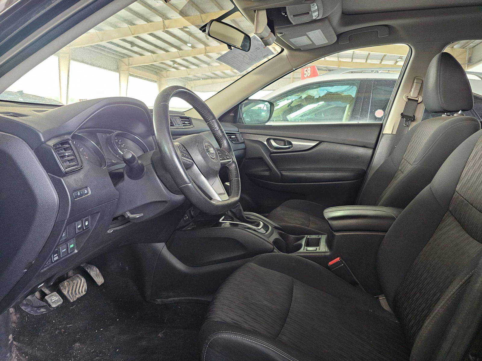 2018 NISSAN ROGUE — 221326 KM — Lot 78236404 — Souq - Marhaba Auctions Used Cars - Image 9