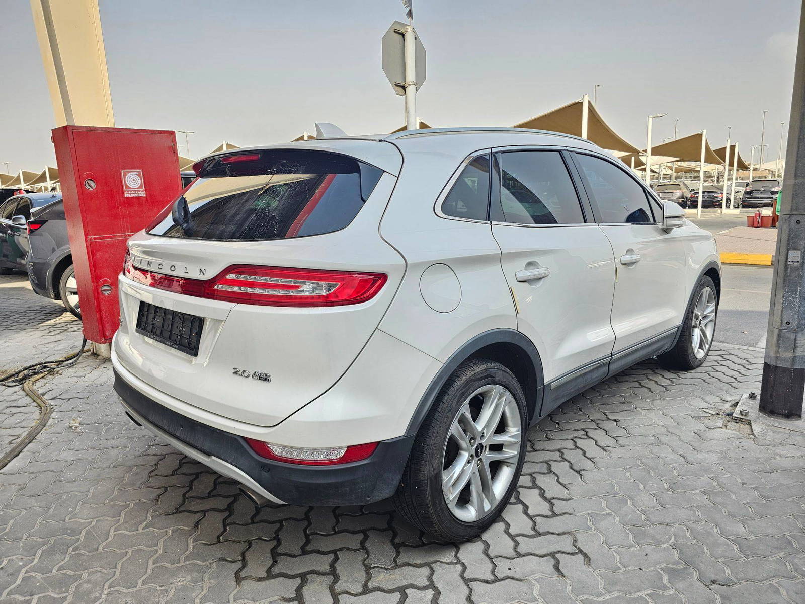 2015 LINCOLN MKC — 166050 KM — Lot 2A90FUJ04954 — Souq - Marhaba Auctions Used Cars - Image 3