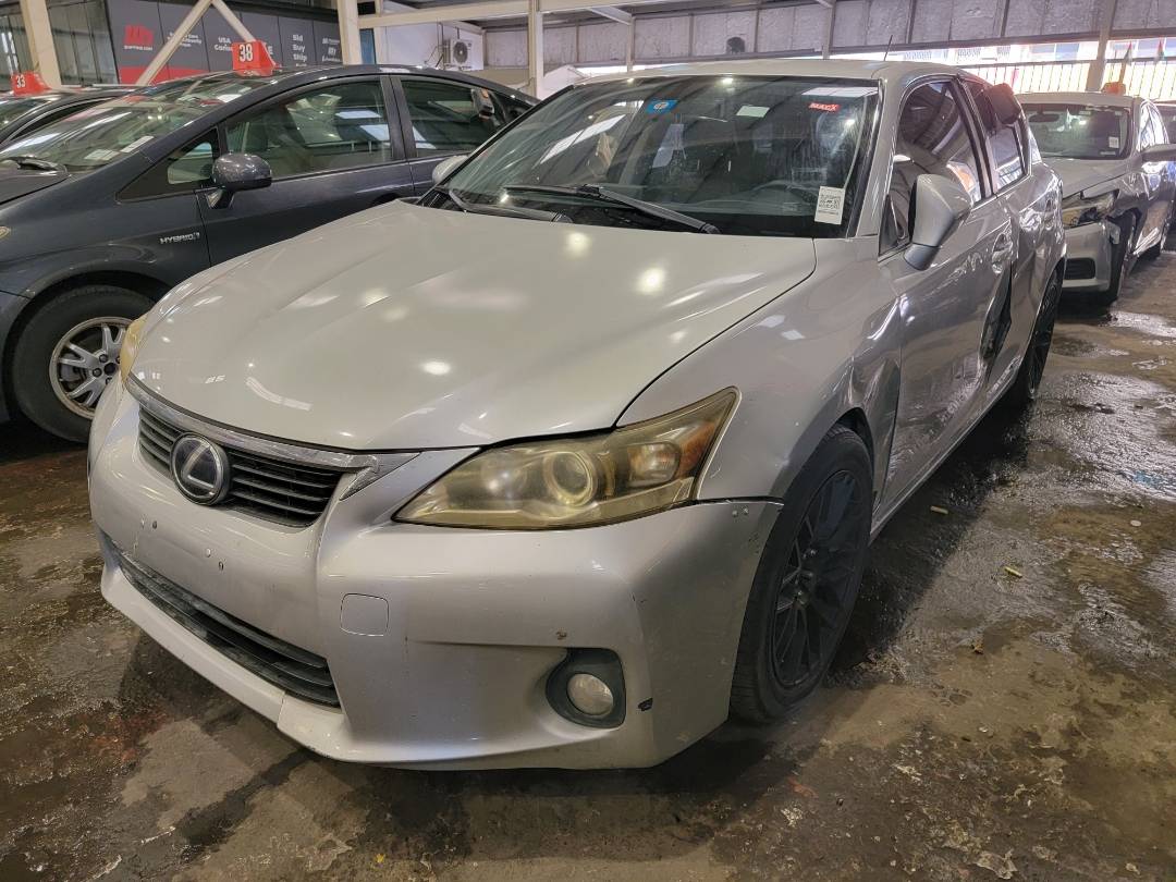 2012 LEXUS CT 200H — 169525 Miles — Lot 065907 — Main - Marhaba Auctions Used Cars - Image 5