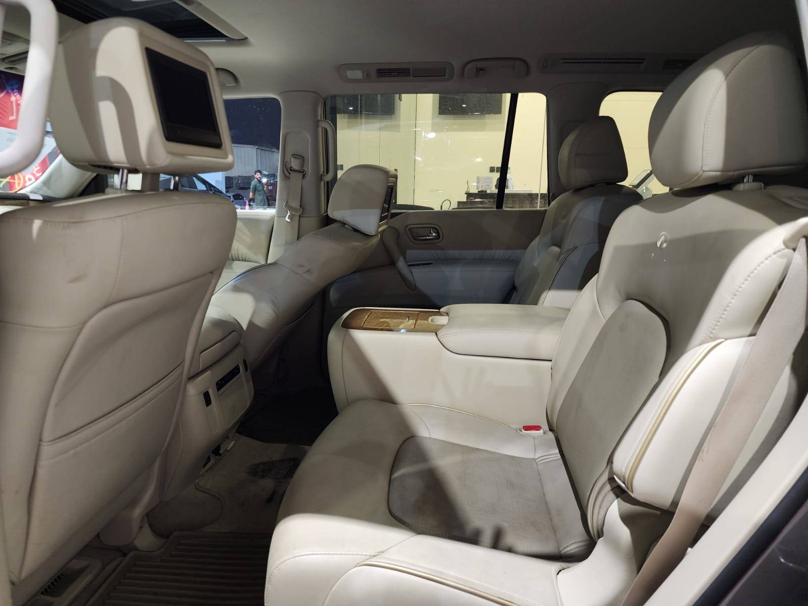 2014 INFINITI QX80 — 116316 Miles — Lot 66074054 — Al Quoz - Marhaba Auctions Used Cars - Image 9