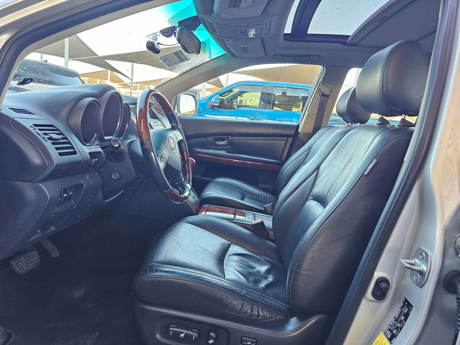 LEXUS RX 330 2005 - Marhaba Auction Used Cars - Image 9