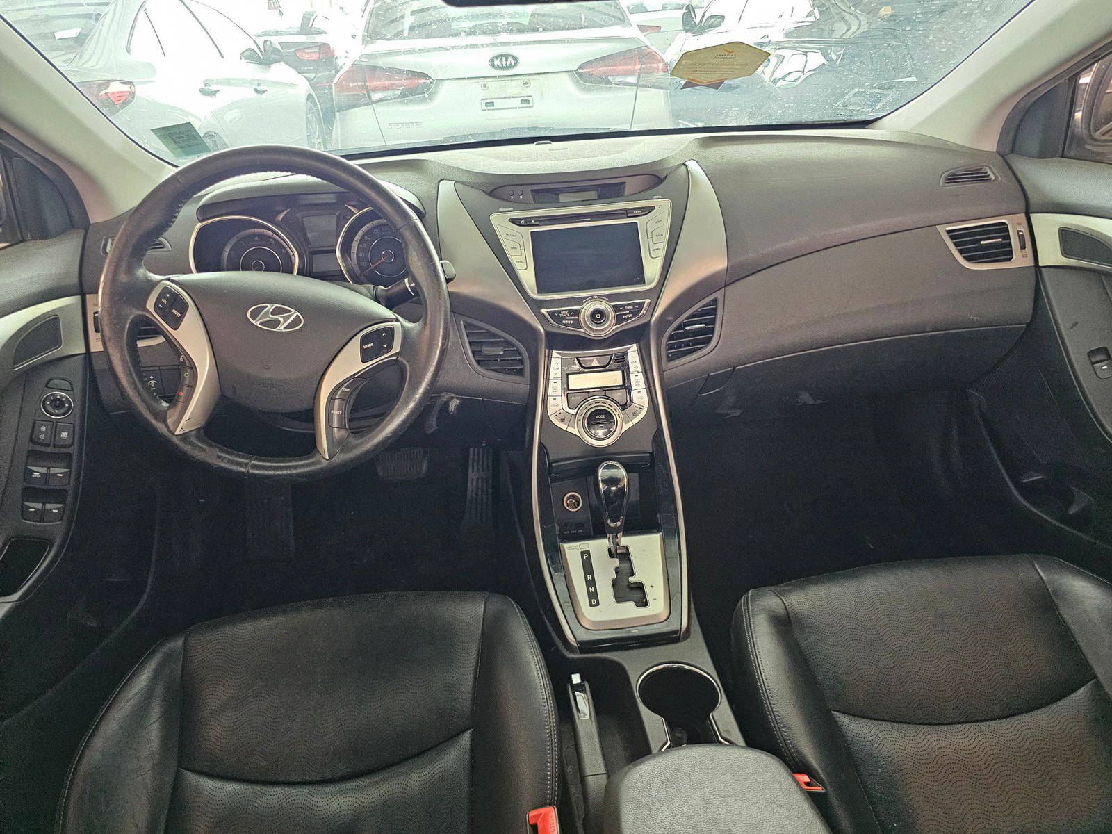 2011 HYUNDAI AVANTE — 186544 KM — Lot 083240 — Souq - Marhaba Auctions Used Cars - Image 7